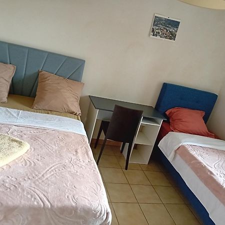 Dynamique Et Splendide Appartement Bourgoin-Jallieu Buitenkant foto