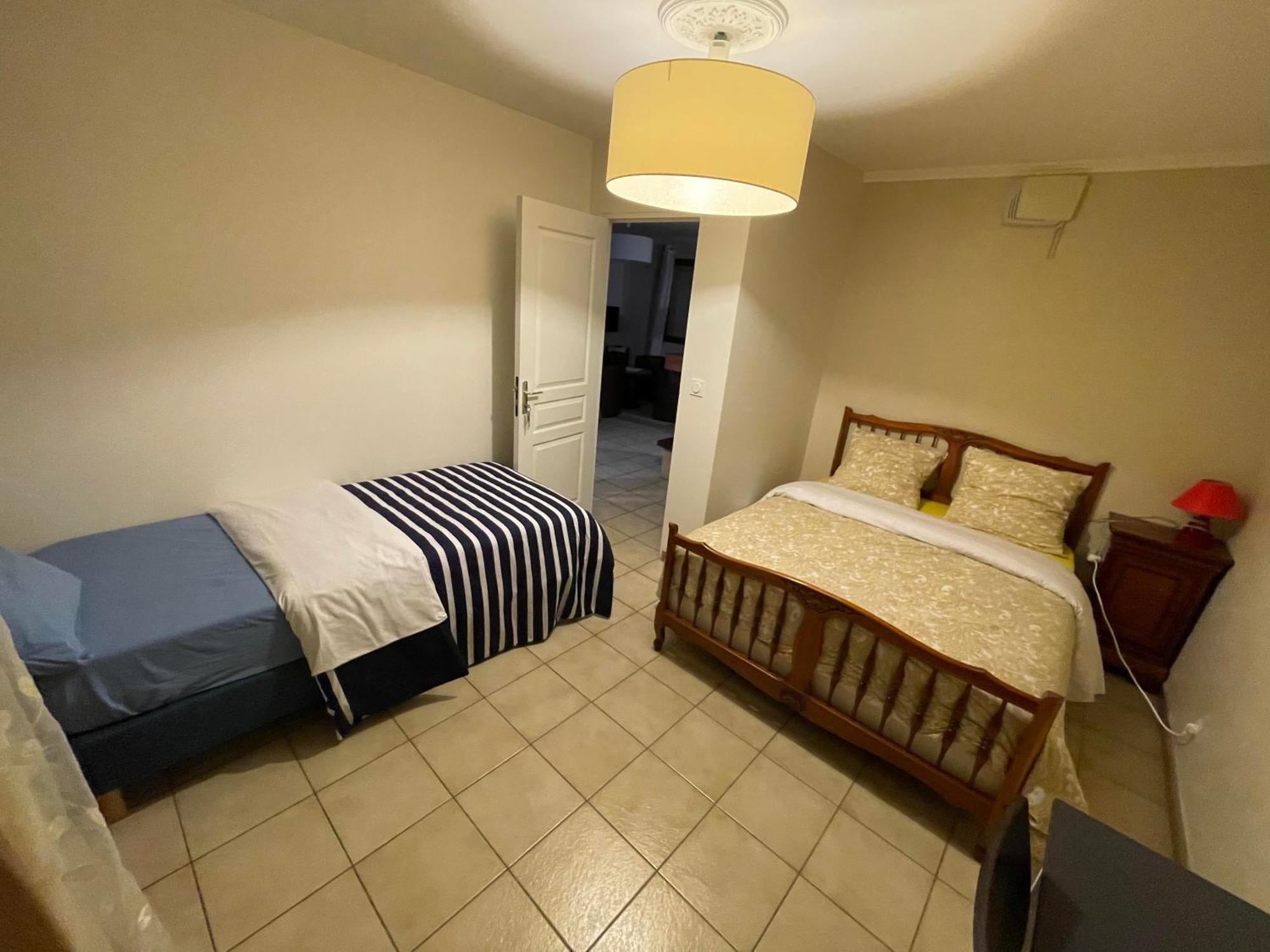 Dynamique Et Splendide Appartement Bourgoin-Jallieu Buitenkant foto